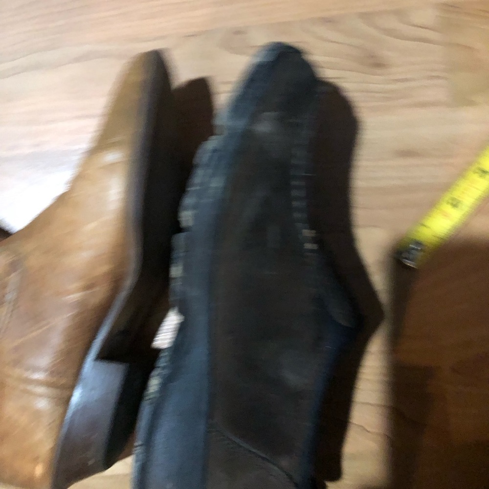 Vintage Laredo cowboy boots with a cowboy hat - Picture 12 of 12